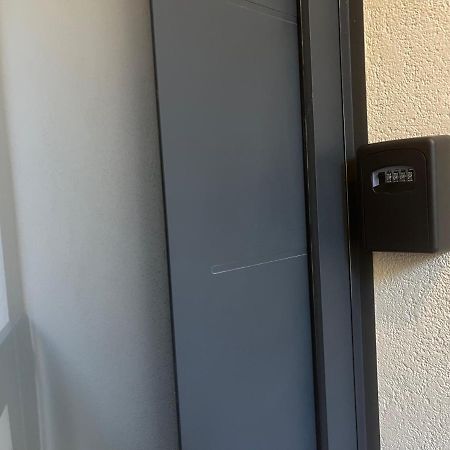 Jouxtant Le Canal Du Midi トレベス エクステリア 写真